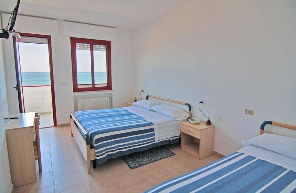 Hotel Palmarosa Roseto Degli Abruzzi Δωμάτιο φωτογραφία