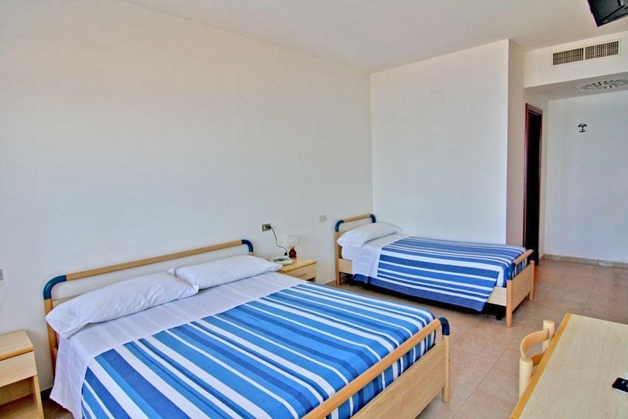 Hotel Palmarosa Roseto Degli Abruzzi Δωμάτιο φωτογραφία